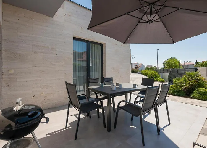 Awesome In With Sauna Σπίτι διακοπών Vir