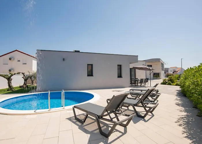 Σπίτι διακοπών Awesome In With Sauna Vir