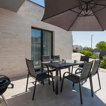 Stunning In With Outdoor Swimming Pool, Sauna And 2 Bedrooms Holiday home Vir